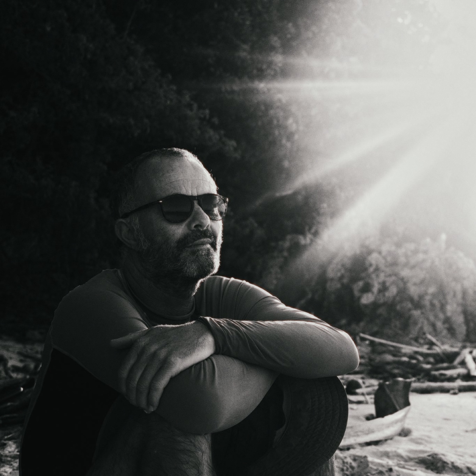 Black and white portrait, light rays